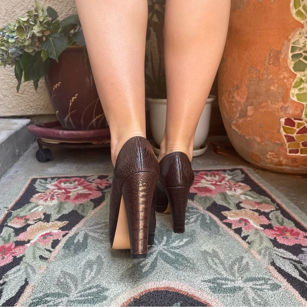 New Gucci Dark Brown Alligator/Leather Heels Elegant Design - Picture 10 of 13